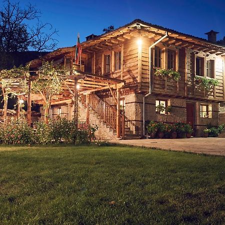 Yovina House Жеравна Екстер'єр фото