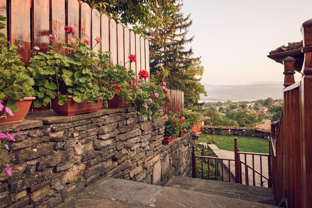 Yovina House Жеравна Екстер'єр фото
